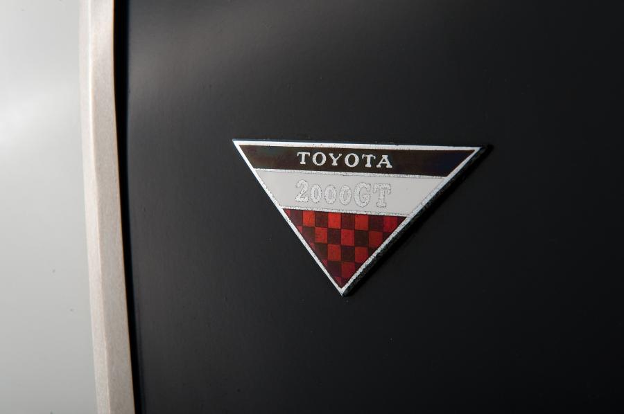  Toyota 2000GT Targa 1967 года  (фото 10 из 15)